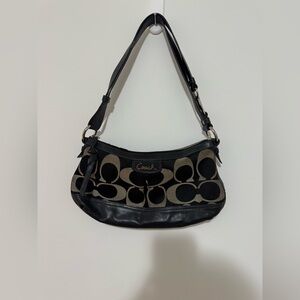 Y2K Vintage Coach Black and Tan Women's Bag